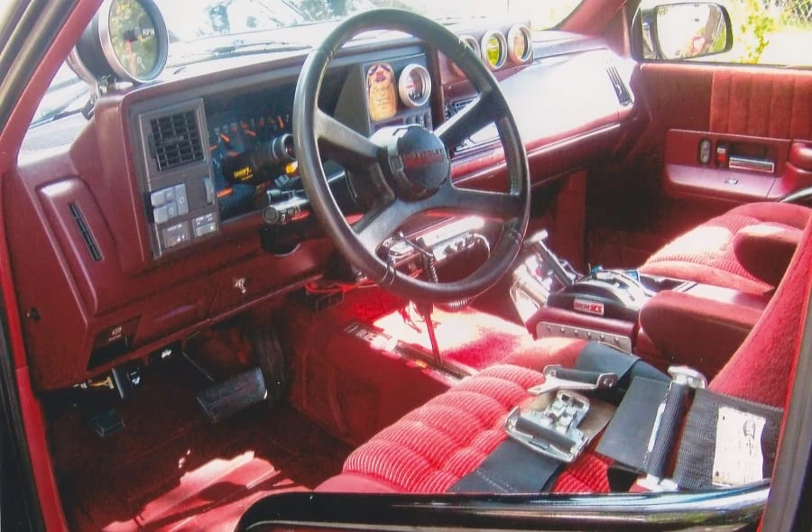 1993 Chevrolet K5 Blazer 3rd Gen - Image 4 of 12