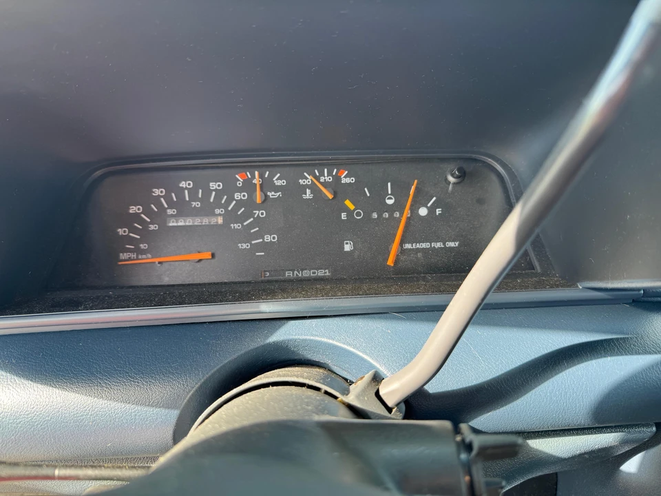 1993 Chevrolet Lumina - Image 29 of 31