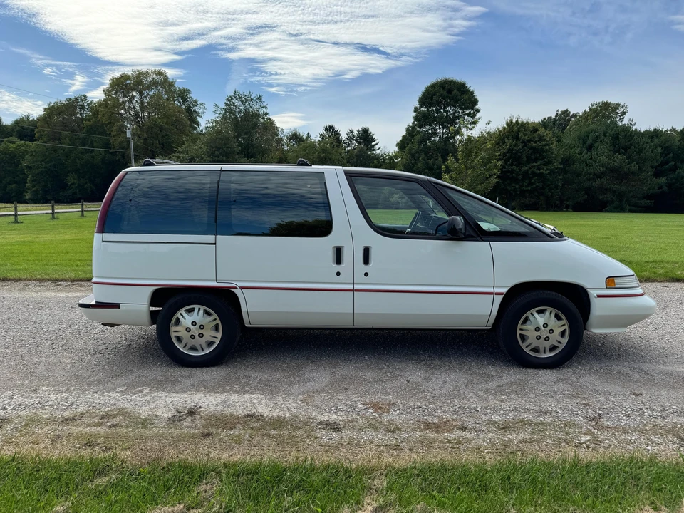 1993 Chevrolet Lumina - Image 7 of 31
