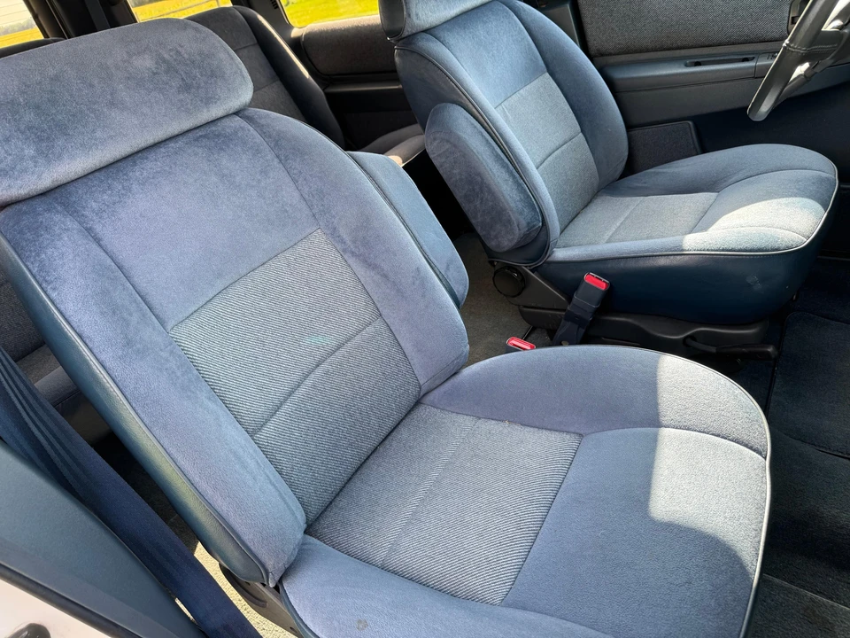1993 Chevrolet Lumina - Image 25 of 31