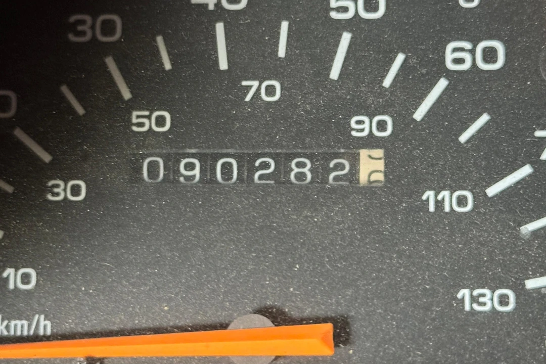1993 Chevrolet Lumina - Image 24 of 31