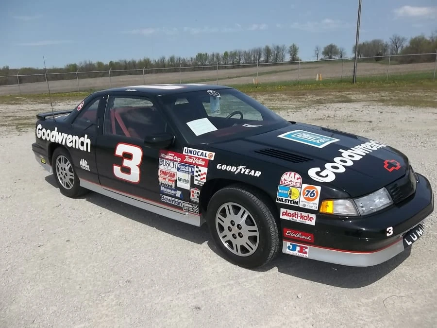 1993 Chevrolet Lumina - Image 2 of 4