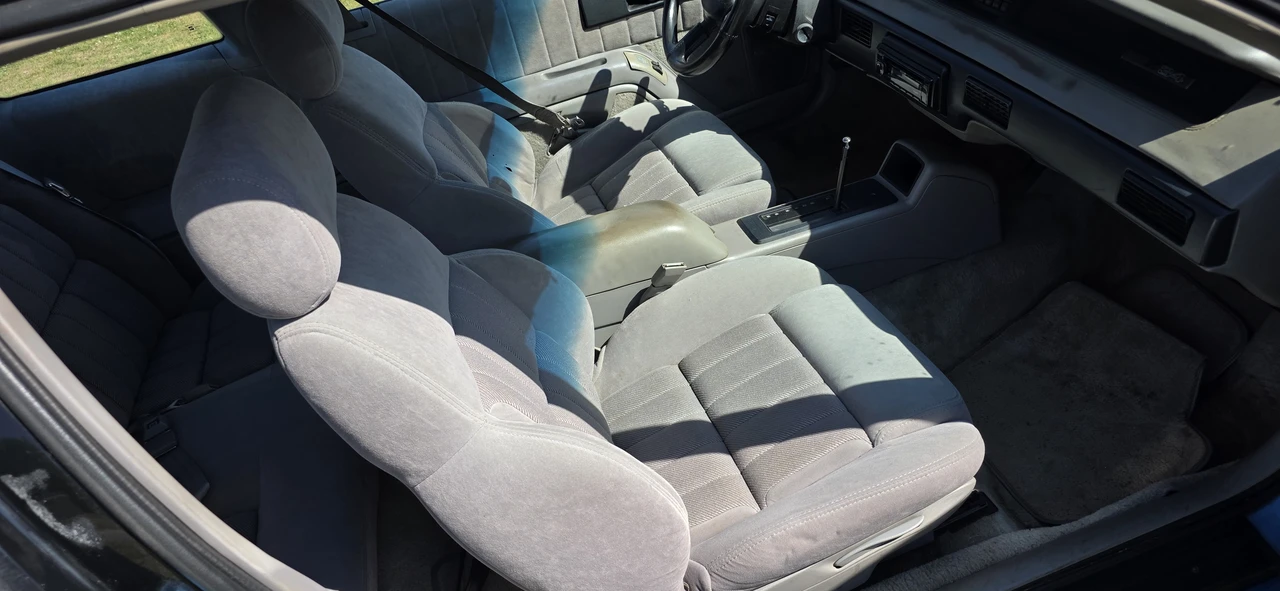 1993 Chevrolet Lumina - Image 6 of 13