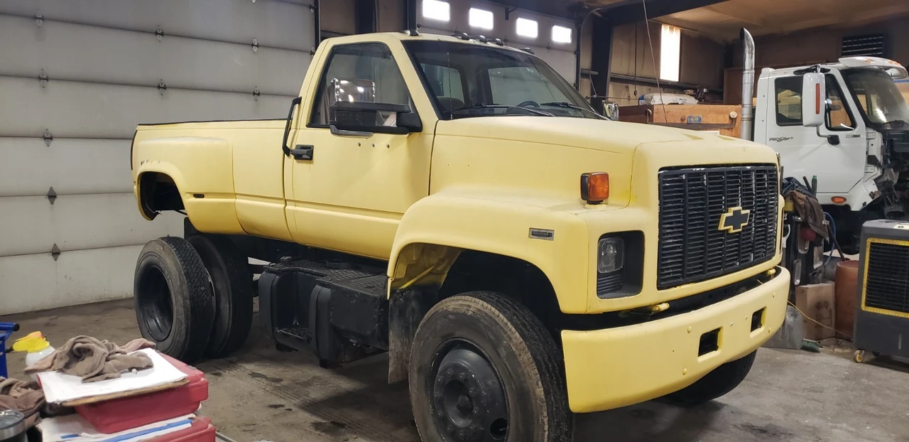 1993 Chevrolet Kodiak - Image 4 of 21