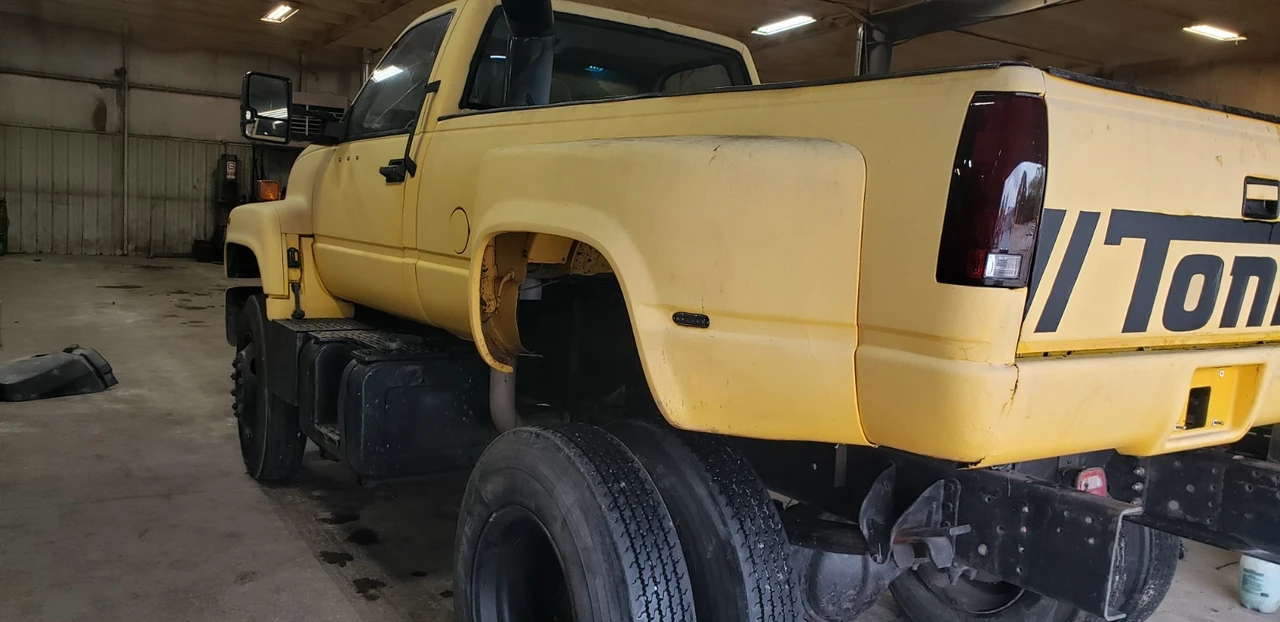 1993 Chevrolet Kodiak - Image 9 of 21
