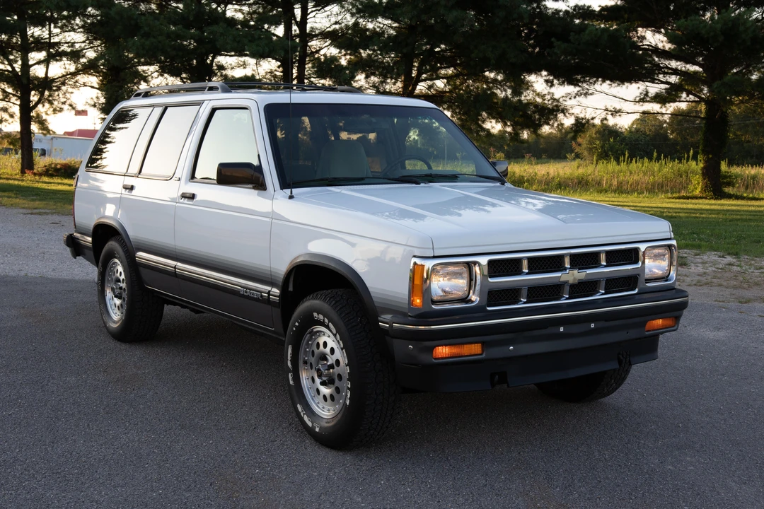 1993 Chevrolet S-10 Blazer 1st Gen - Image 18 of 31