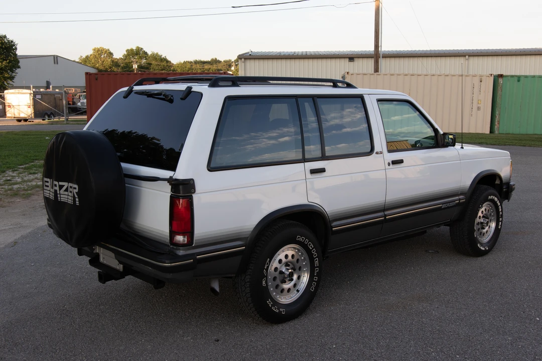 1993 Chevrolet S-10 Blazer 1st Gen - Image 16 of 31