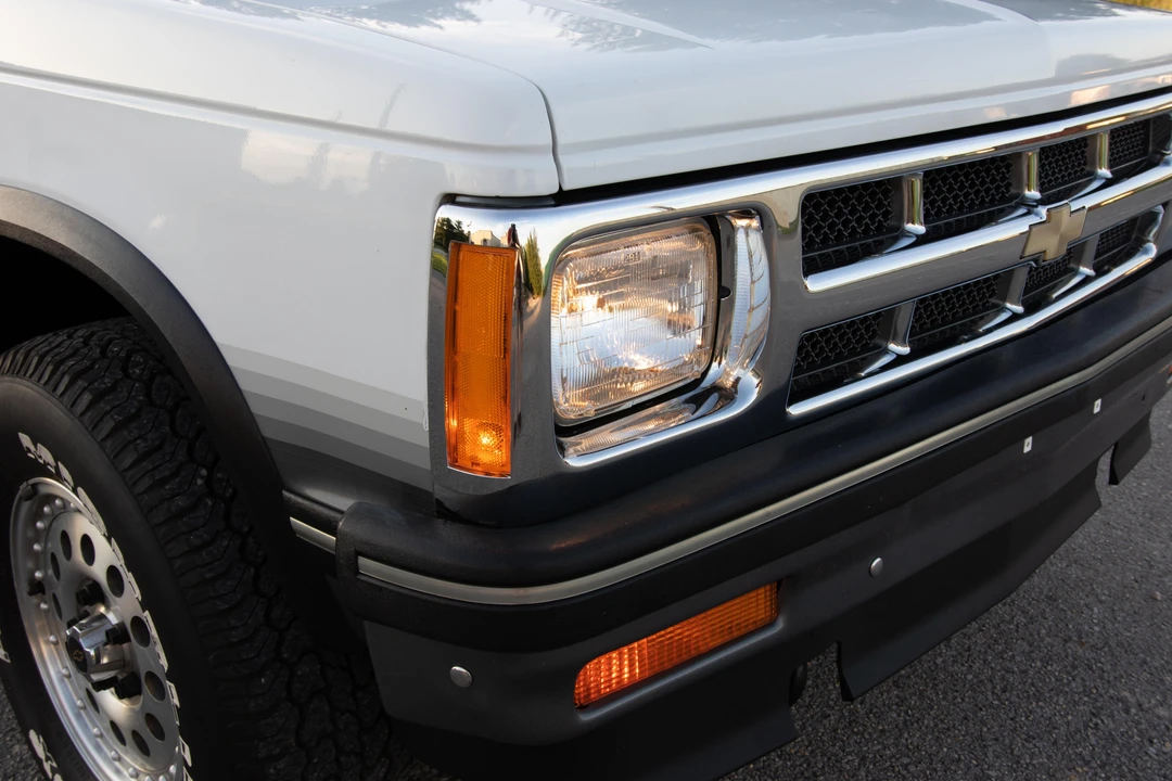 1993 Chevrolet S-10 Blazer 1st Gen - Image 19 of 31