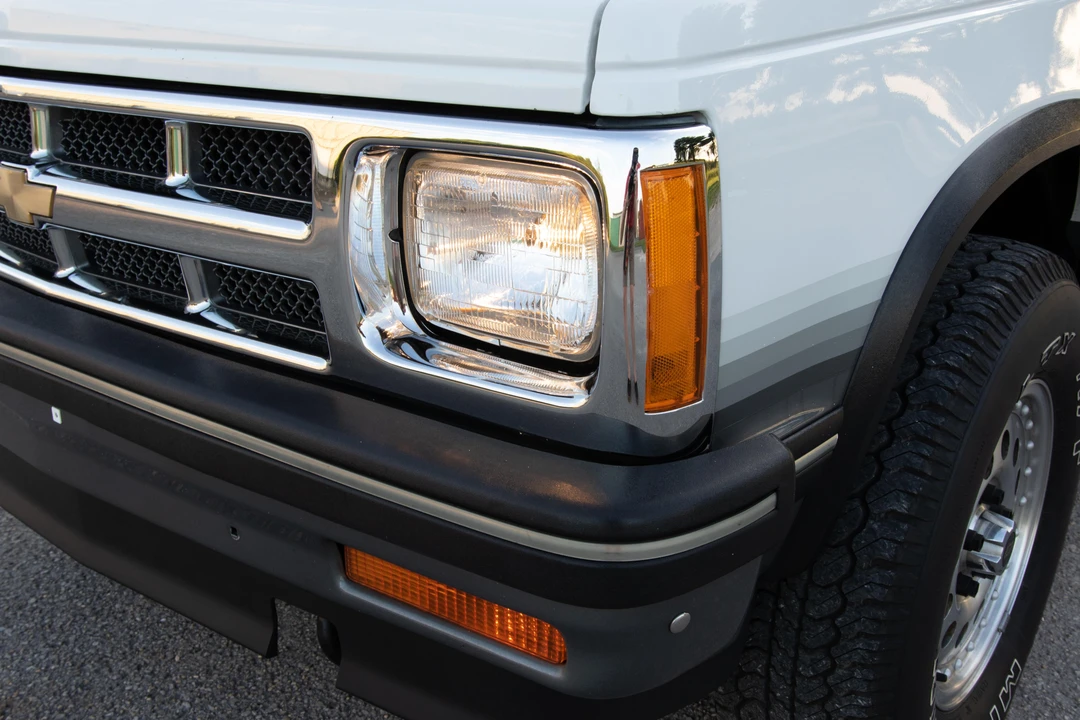 1993 Chevrolet S-10 Blazer 1st Gen - Image 23 of 31