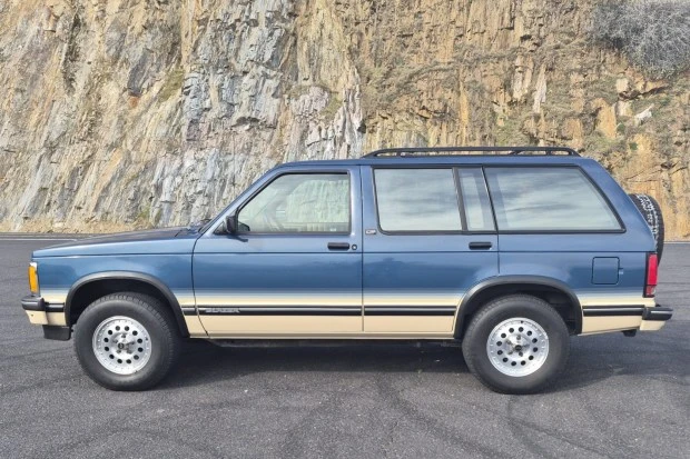 1993 Chevrolet S-10 Blazer 1st Gen - Image 3 of 7