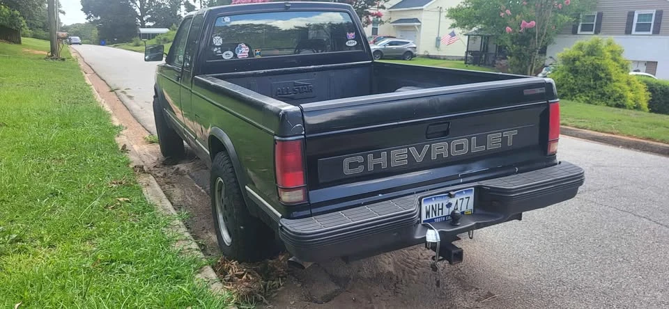 1993 Chevrolet S-10 - Image 2 of 9