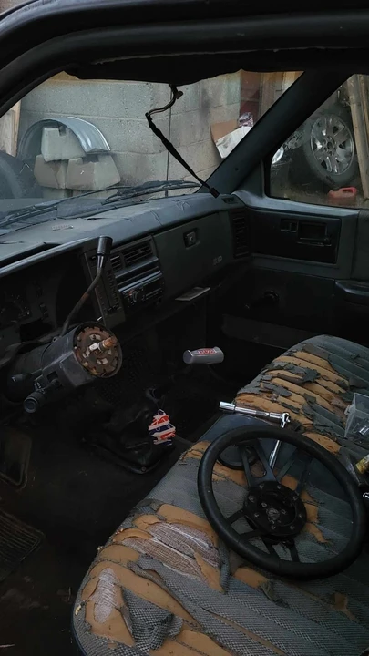 1993 Chevrolet S-10 - Image 7 of 8