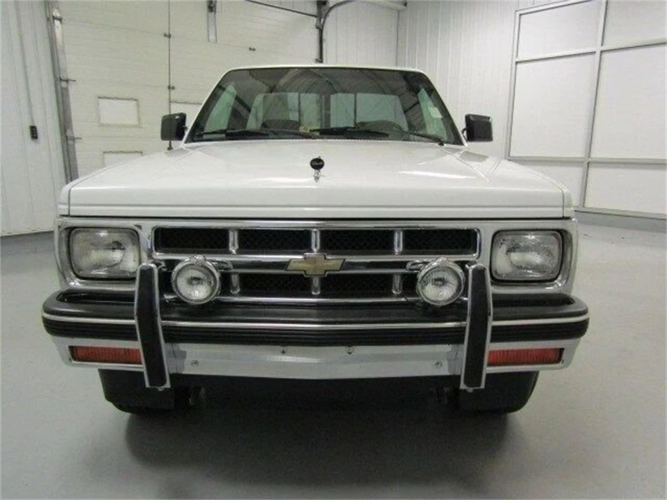 1993 Chevrolet S-10 - Image 7 of 31