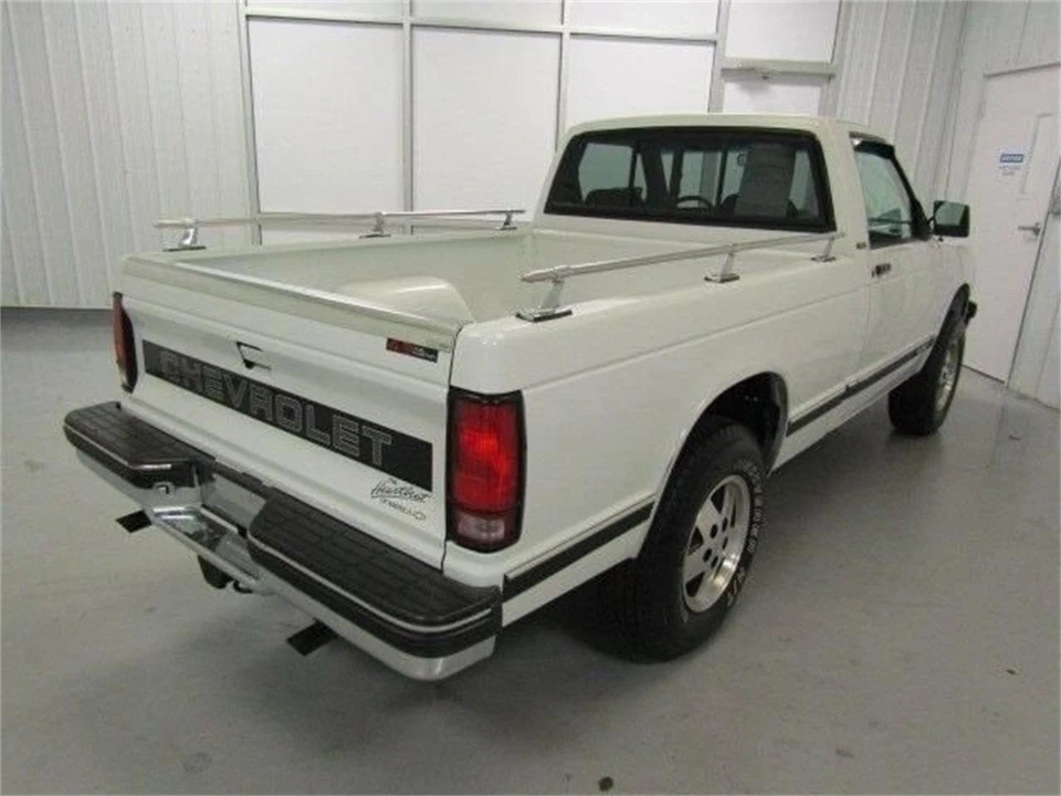 1993 Chevrolet S-10 - Image 5 of 31