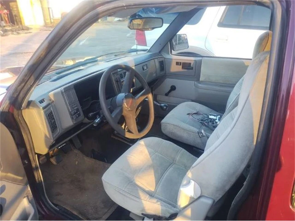 1993 Chevrolet S-10 - Image 4 of 11