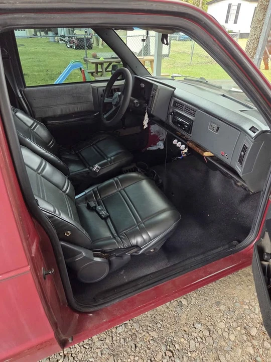 1993 Chevrolet S-10 - Image 6 of 11