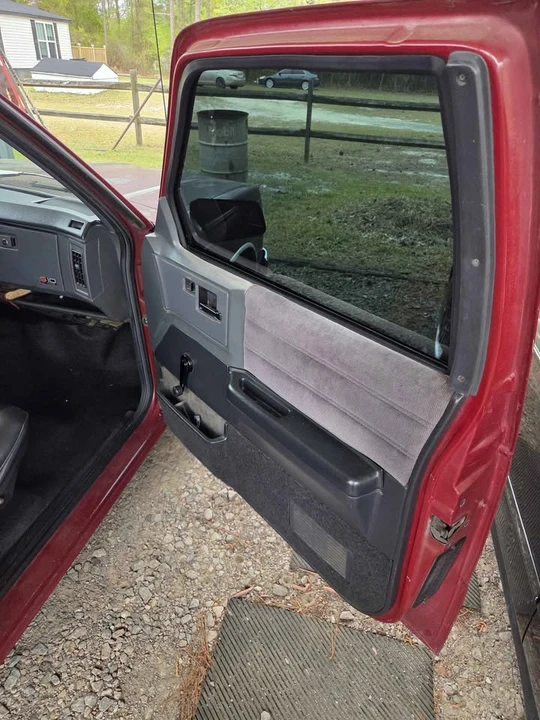 1993 Chevrolet S-10 - Image 7 of 11