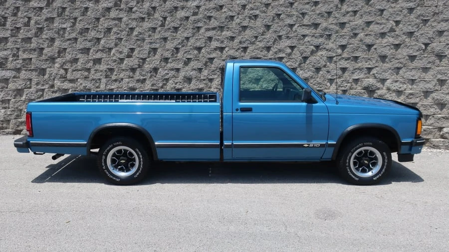 1993 Chevrolet S-10 - Image 2 of 11