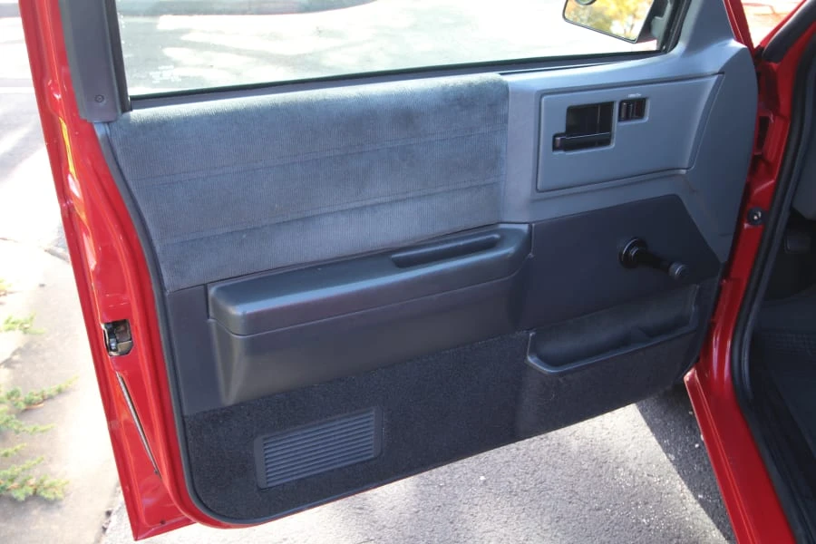 1993 Chevrolet S-10 - Image 3 of 24