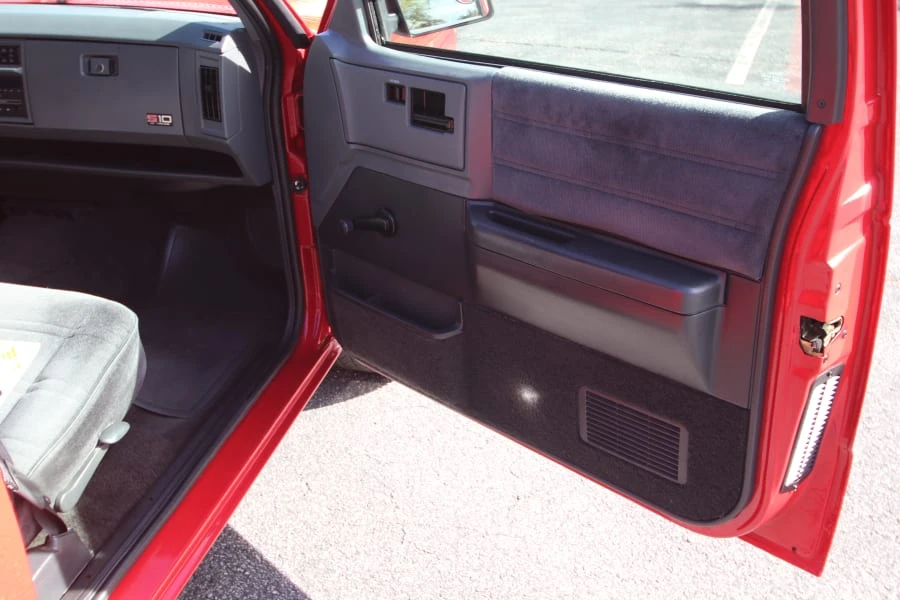 1993 Chevrolet S-10 - Image 8 of 24