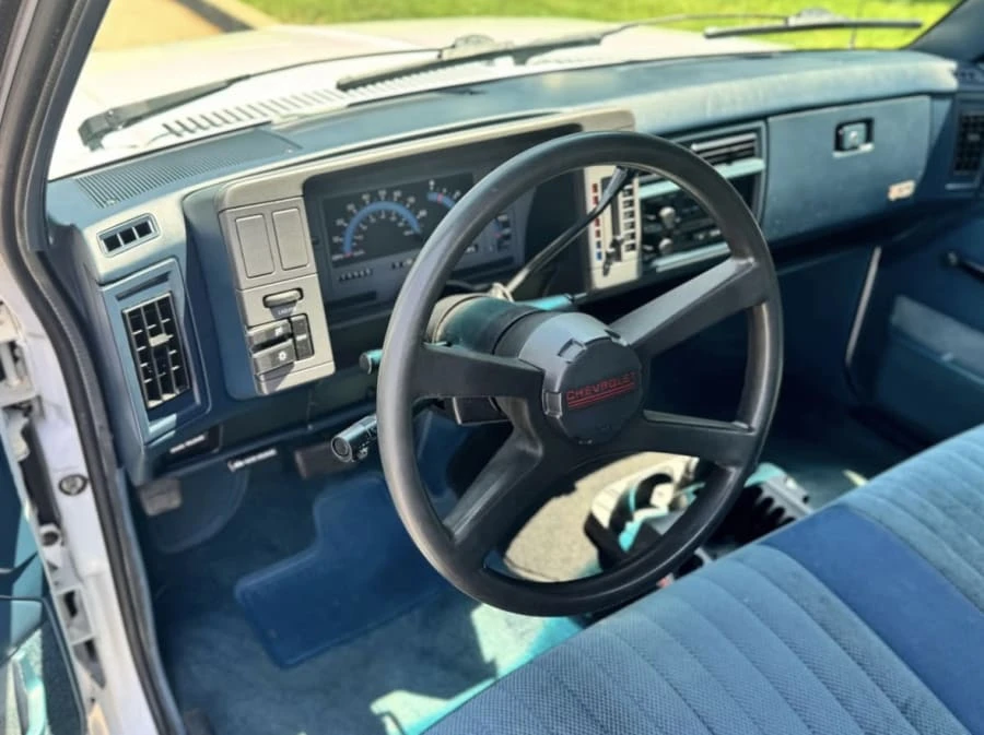 1993 Chevrolet S-10 - Image 9 of 10