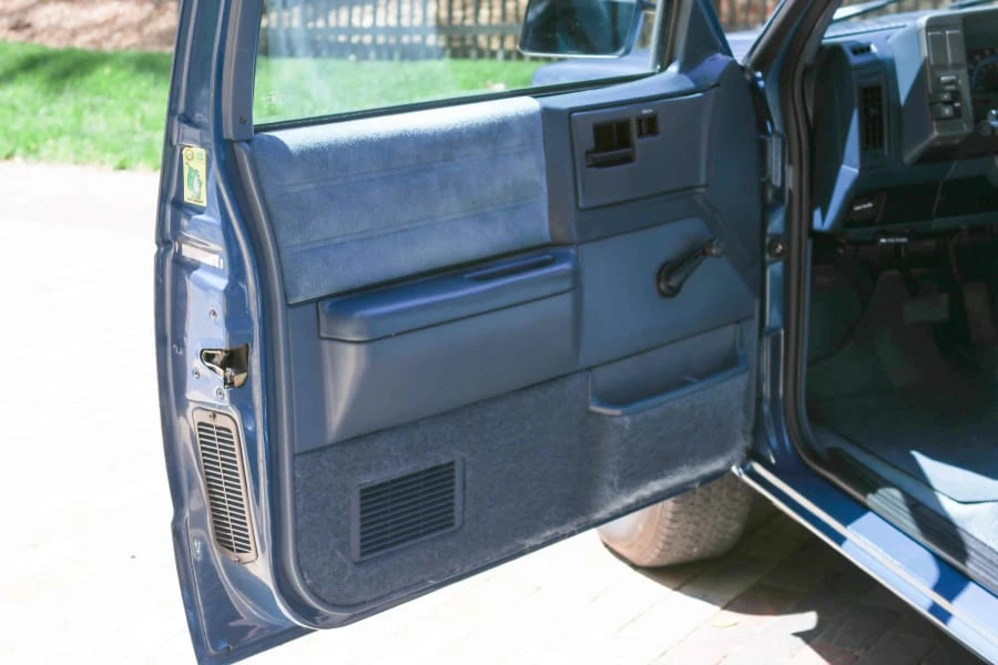 1993 Chevrolet S-10 - Image 3 of 31