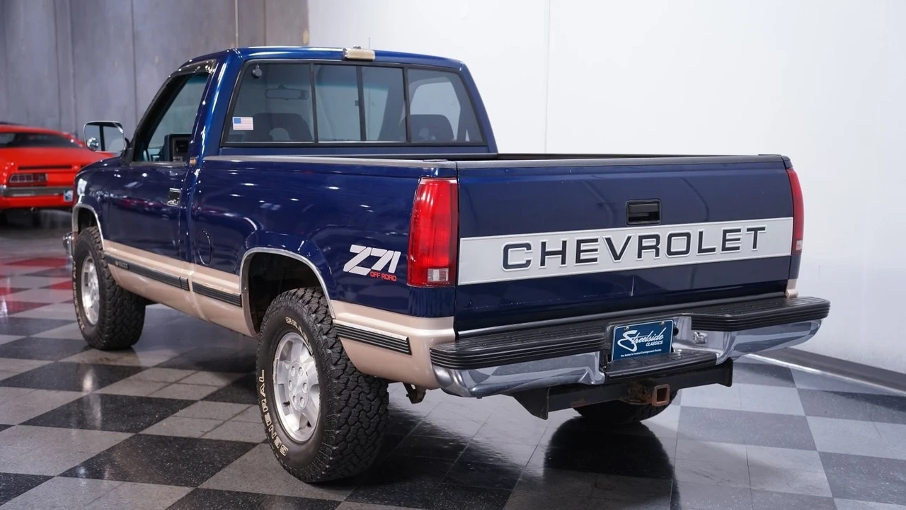 1993 Chevrolet C/K 4th Gen - Image 9 of 12