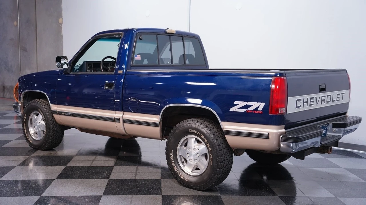 1993 Chevrolet C/K 4th Gen - Image 8 of 12