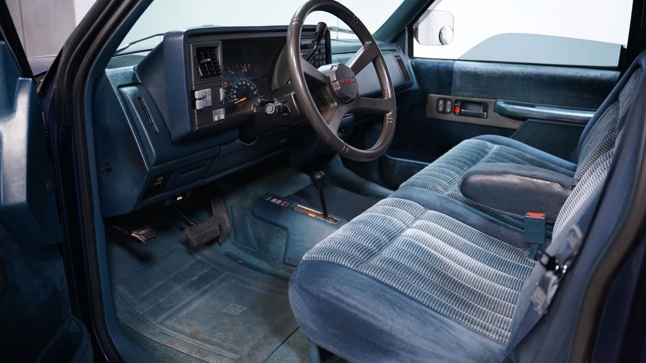 1993 Chevrolet C/K 4th Gen - Image 5 of 12