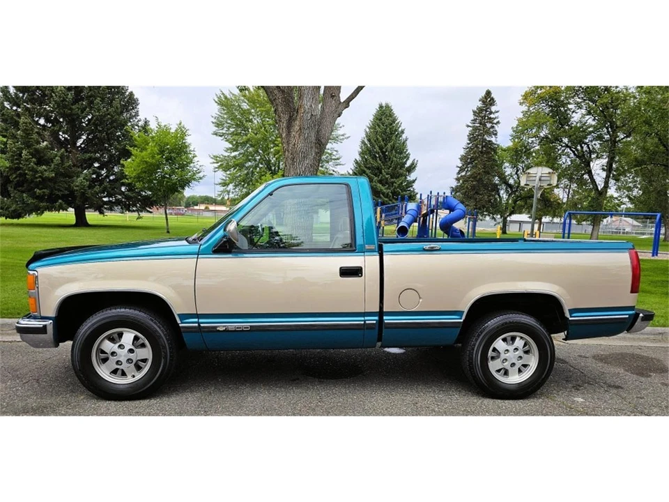 1993 Chevrolet C/K 4th Gen - Image 2 of 31