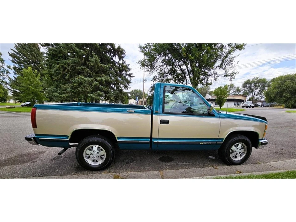 1993 Chevrolet C/K 4th Gen - Image 5 of 31