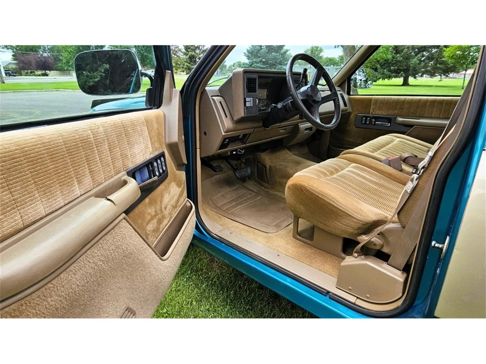 1993 Chevrolet C/K 4th Gen - Image 8 of 31