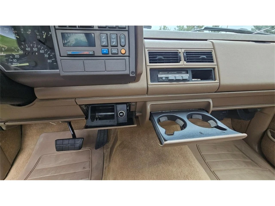 1993 Chevrolet C/K 4th Gen - Image 17 of 31