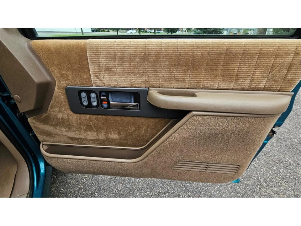 1993 Chevrolet C/K 4th Gen - Image 23 of 31