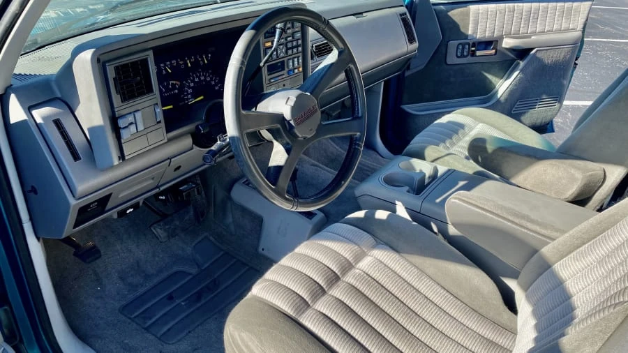 1993 Chevrolet C/K 4th Gen - Image 3 of 10
