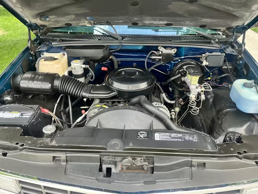 1993 Chevrolet Silverado - Image 10 of 11