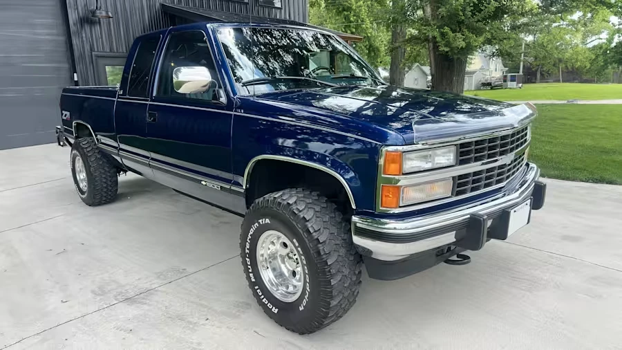 1993 Chevrolet Silverado - Image 5 of 11
