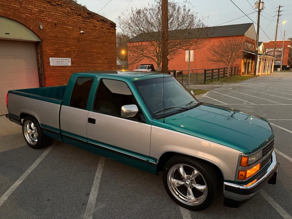 1993 Chevrolet C/K 4th Gen - Image 4 of 21