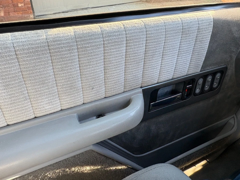 1993 Chevrolet C/K 4th Gen - Image 15 of 21