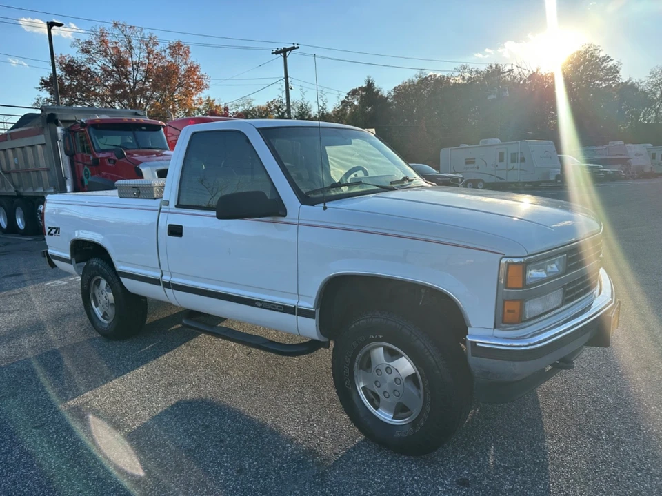 1993 Chevrolet C/K 4th Gen - Image 2 of 21