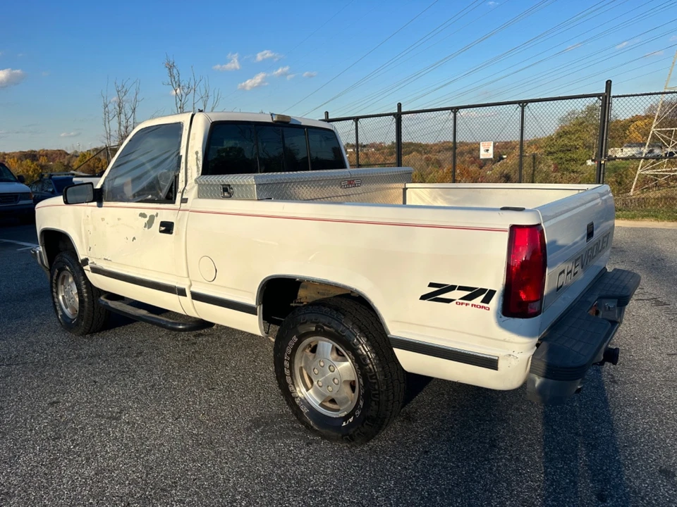 1993 Chevrolet C/K 4th Gen - Image 6 of 21
