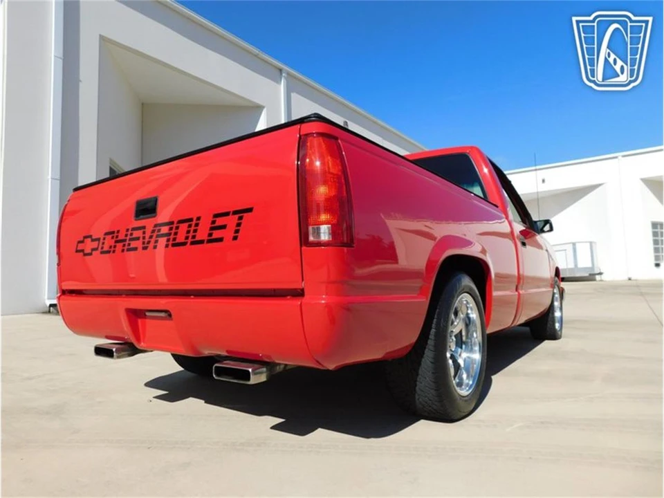 1993 Chevrolet 454 SS - Image 24 of 31