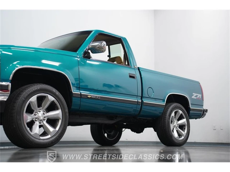 1993 Chevrolet C/K 4th Gen - Image 19 of 31