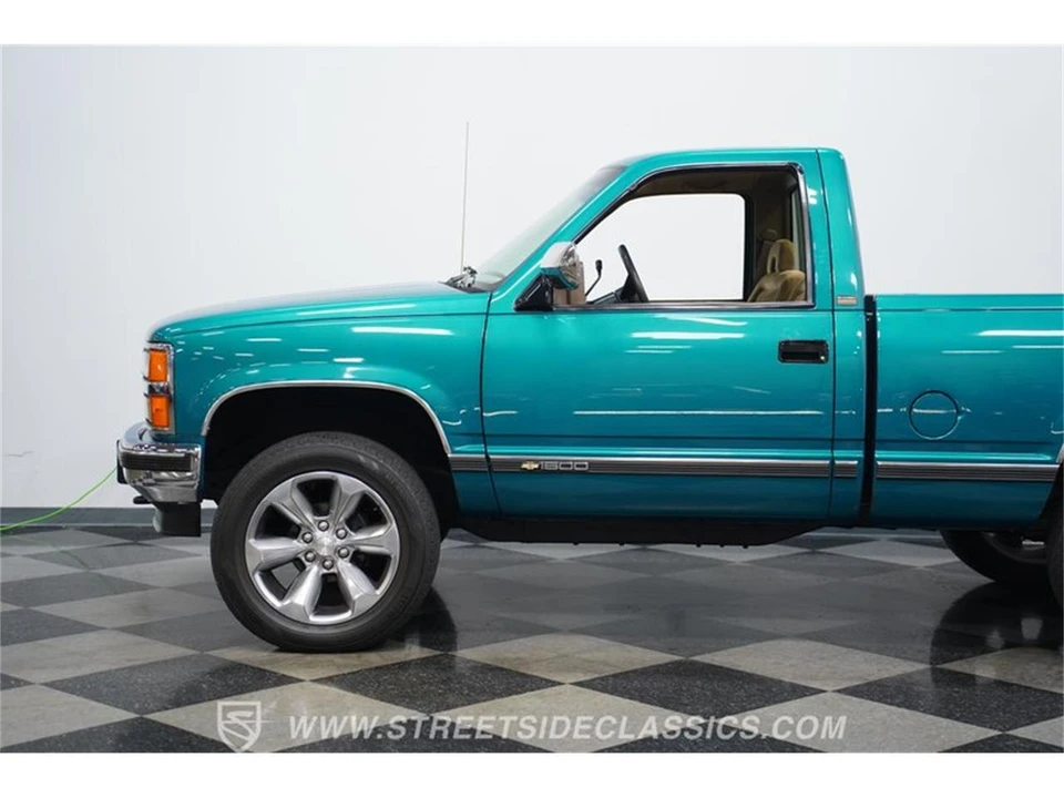 1993 Chevrolet C/K 4th Gen - Image 20 of 31