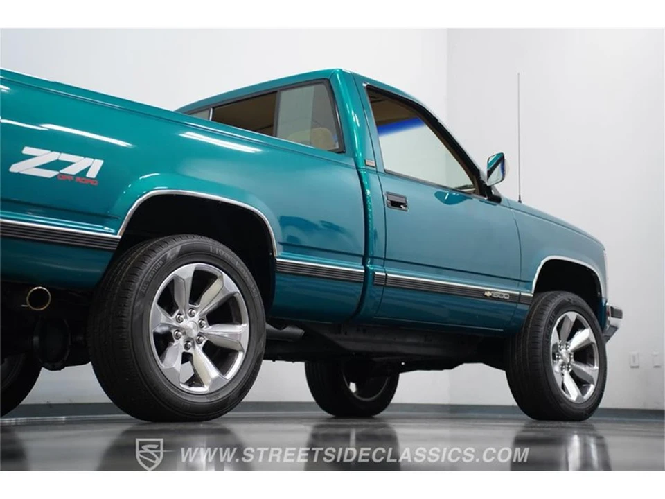 1993 Chevrolet C/K 4th Gen - Image 25 of 31