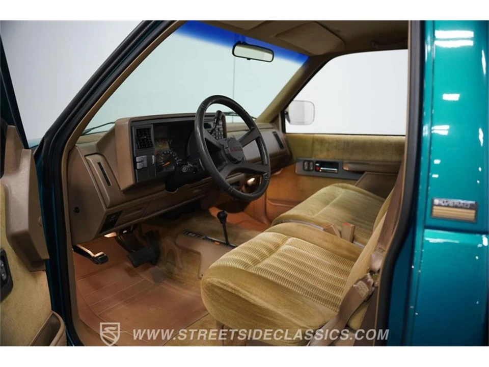 1993 Chevrolet C/K 4th Gen - Image 2 of 31