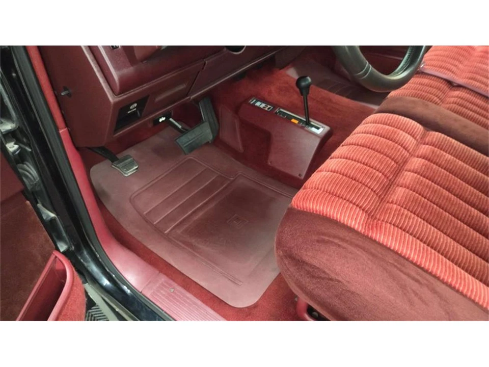 1993 Chevrolet 454 SS - Image 25 of 31