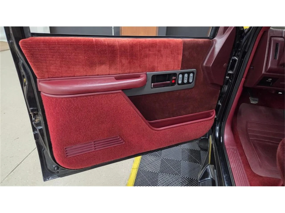 1993 Chevrolet 454 SS - Image 21 of 31