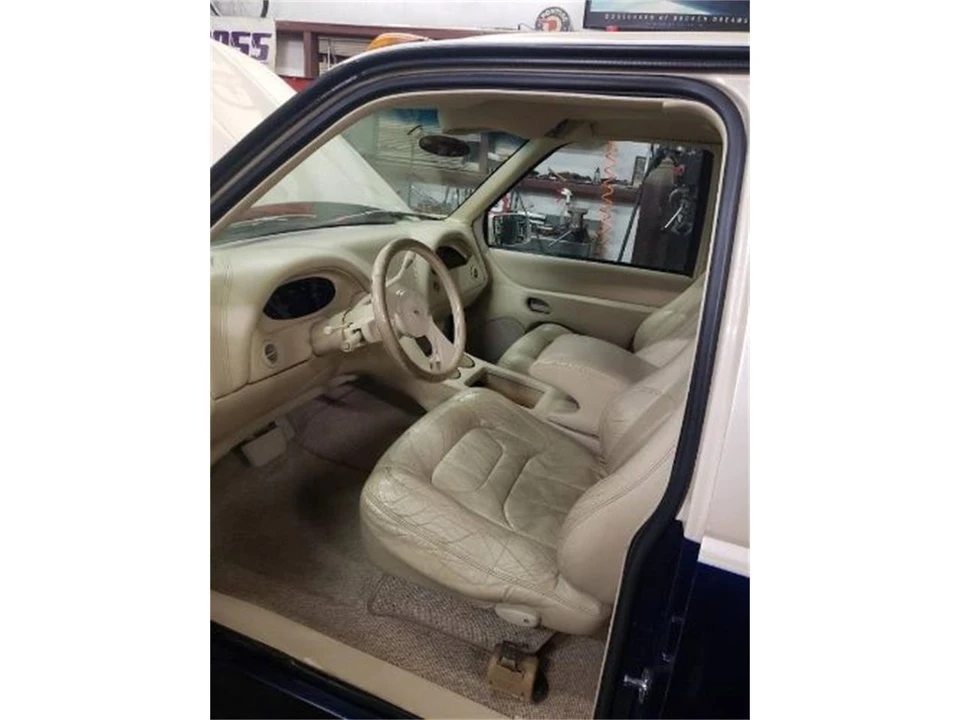 1993 Chevrolet 454 SS - Image 6 of 11