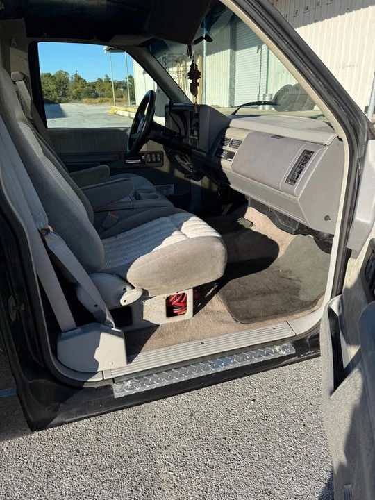 1993 Chevrolet C/K 4th Gen - Image 10 of 18